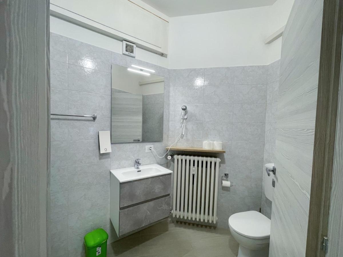 Nuovo Confortini Rooms Sunday Верона Екстериор снимка