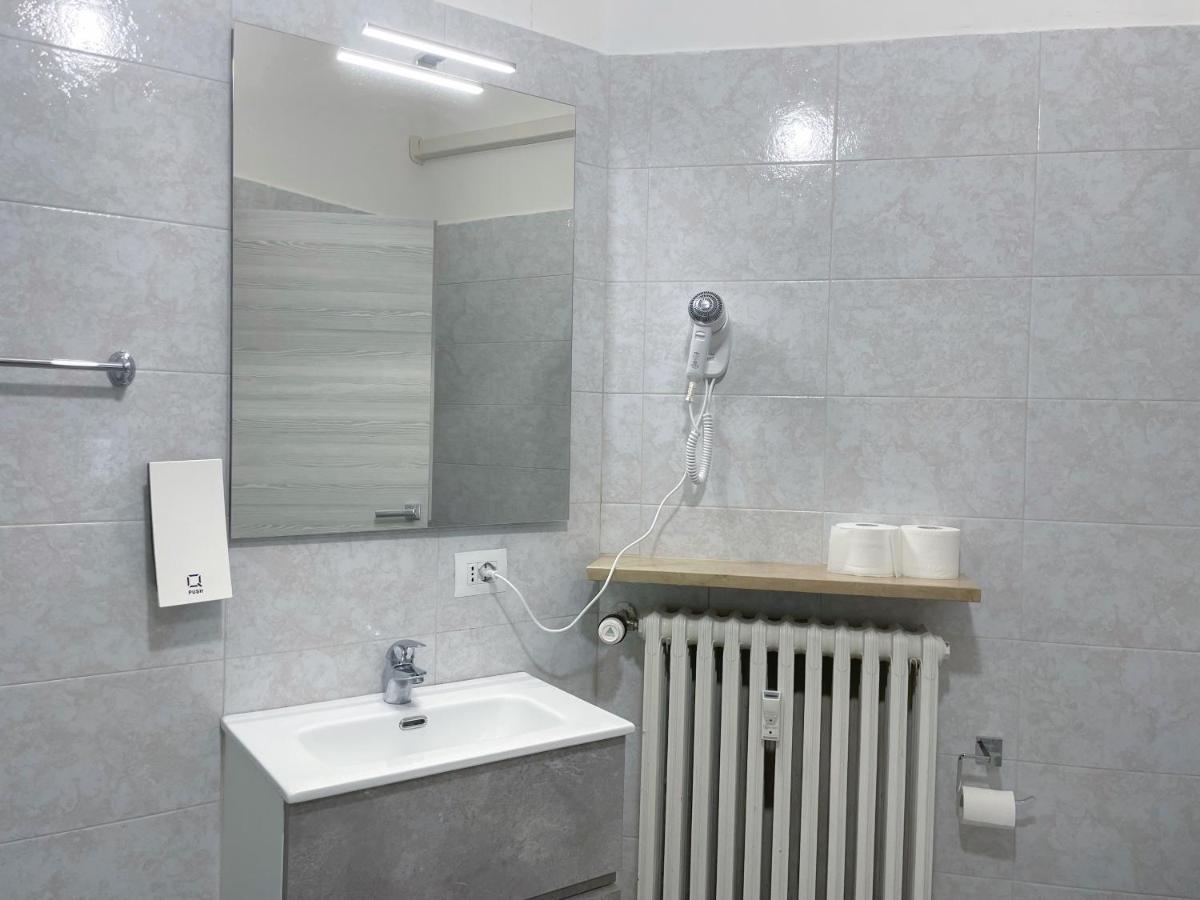 Nuovo Confortini Rooms Sunday Верона Екстериор снимка