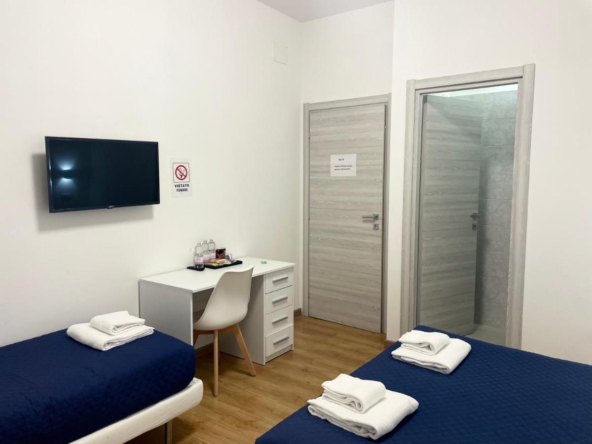 Nuovo Confortini Rooms Sunday Верона Екстериор снимка