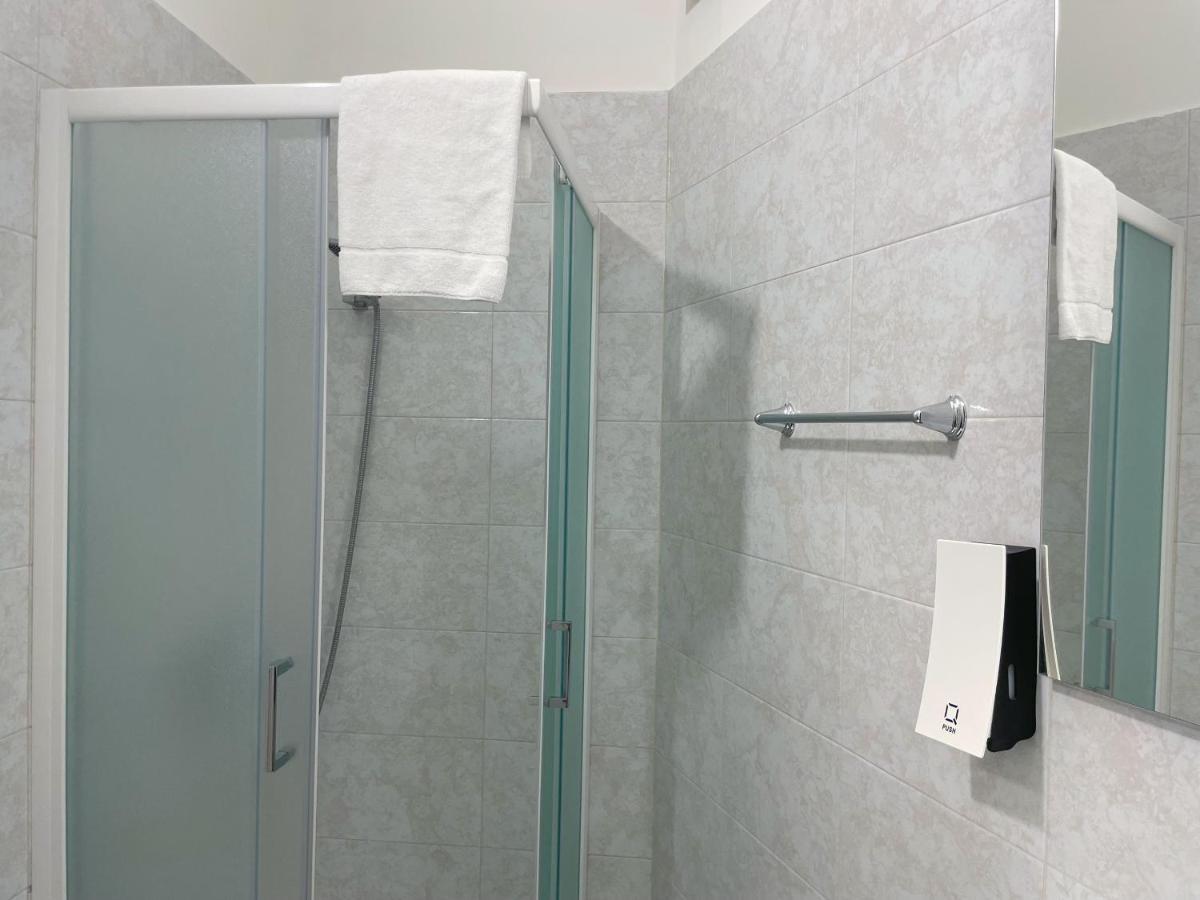 Nuovo Confortini Rooms Sunday Верона Екстериор снимка