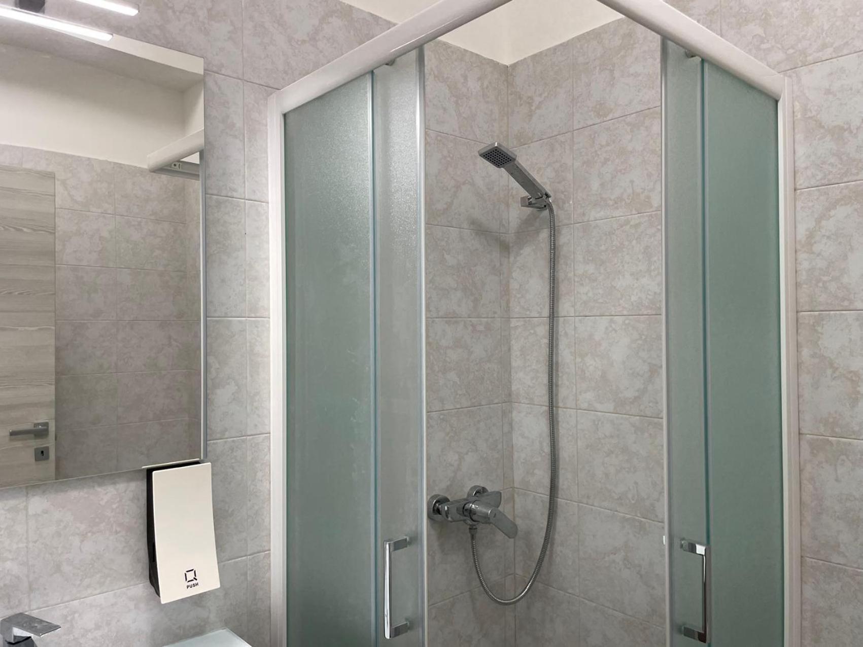 Nuovo Confortini Rooms Sunday Верона Стая снимка